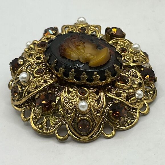 VTG with Onyx and carved glass Cameo - Picture 2 of 5